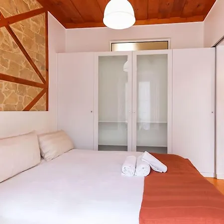 Portucale ! Campo Ourique Design W/ Balcony דירה *
