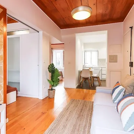 Portucale ! Campo Ourique Design W/ Balcony Apartman Lisboa