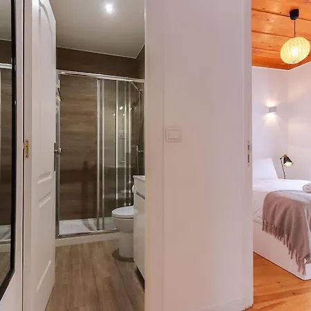 Portucale ! Campo Ourique Design W/ Balcony Apartman